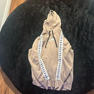 Nike Pullover Hoodie